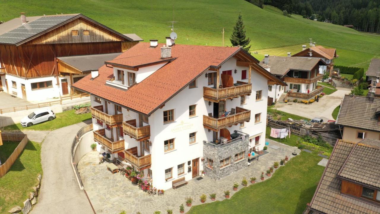 Apartamento Ansitz Steiner Dobbiaco Exterior foto