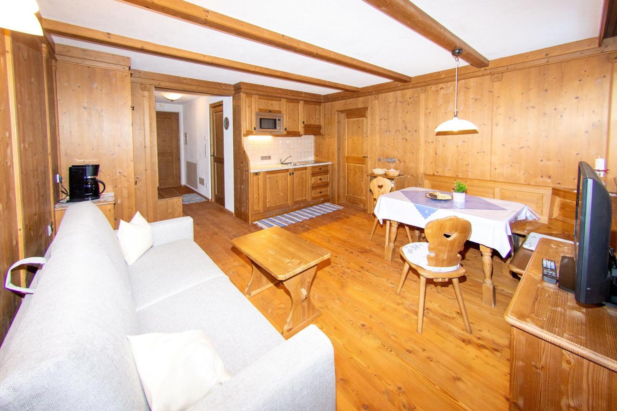 Apartamento Ansitz Steiner Dobbiaco Exterior foto